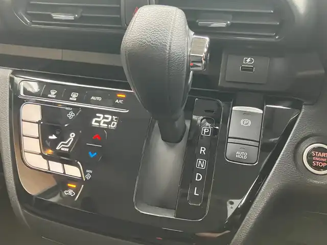 日産 ルークス HWS Gターボ プロパイロットED 埼玉県 2021(令3)年 3.2万km チタニウムグレーメタリック 登録時31853km/ワンオーナー/プロパイロット/エマージェンシーブレーキ/インテリジェントFCW（前方衝突予測警報）/インテリジェントDA(ふらつき警報)/アクティブLEDヘッドライトシステム/インテリジェントDA(ふらつき警報)/両側パワースライドドア/　・ハンズフリー機能/純正メモリーナビ（MJ120D-W）/　・フルセグTV/　・CD再生/　・AUX端子/　・Bluetooth Audio/　・ナビ連動ドライブレコーダー/アダプティブクルーズコントロール/アラウンドビューモニター/ビルトインETC/スマートキー×2/プッシュスタート/LEDヘッドライト/　・LEDフォグ/　・オートハイビーム/クリアランスソナー/後席サーキュレーター/純正15インチAW/革巻きステアリング/プラズマクラスター/保証書/取扱説明書/ナビ取扱説明書/整備記録簿（R4.R5.R6）/
