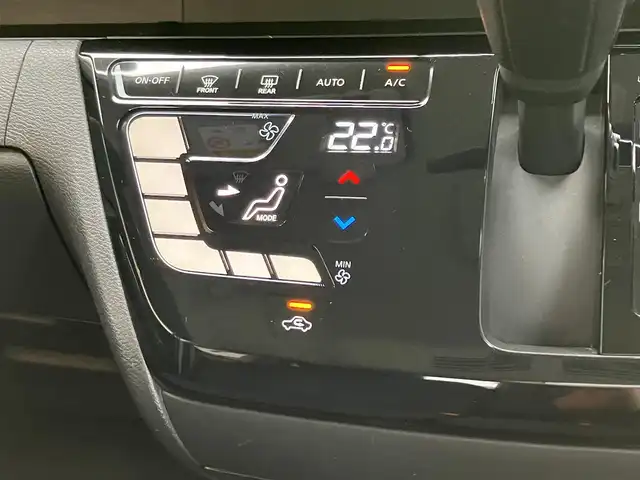 日産 ルークス HWS Gターボ プロパイロットED 埼玉県 2021(令3)年 3.2万km チタニウムグレーメタリック 登録時31853km/ワンオーナー/プロパイロット/エマージェンシーブレーキ/インテリジェントFCW（前方衝突予測警報）/インテリジェントDA(ふらつき警報)/アクティブLEDヘッドライトシステム/インテリジェントDA(ふらつき警報)/両側パワースライドドア/　・ハンズフリー機能/純正メモリーナビ（MJ120D-W）/　・フルセグTV/　・CD再生/　・AUX端子/　・Bluetooth Audio/　・ナビ連動ドライブレコーダー/アダプティブクルーズコントロール/アラウンドビューモニター/ビルトインETC/スマートキー×2/プッシュスタート/LEDヘッドライト/　・LEDフォグ/　・オートハイビーム/クリアランスソナー/後席サーキュレーター/純正15インチAW/革巻きステアリング/プラズマクラスター/保証書/取扱説明書/ナビ取扱説明書/整備記録簿（R4.R5.R6）/