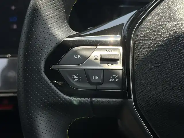 プジョー プジョー ４０８ GT ハイブリッド 福島県 2023(令5)年 3.9万km 青Ｍ ワンオーナー/ACC/レーンキープ/ブラインドスポット/ハーフレザーシート/前席シートヒーター/前席パワーシート/ステアリングヒーター/純正ナビ/・Bluetooth・AppleCarPlay・AndroidAuto/360°カメラ/デジタルインナーミラー型ドラレコ/パドルシフト/パワーバックドア/ETC/ワイヤレス充電/LEDヘッドライト/アンビエントライト/ドライブモード/取扱説明書/保証書/スペアキー