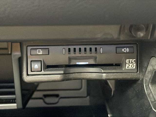 レクサス ＵＸ 250h 栃木県 2019(平31)年 5.9万km ソニッククォーツ 純正メーカーナビ/(BT/AM/FM/CD/DVD/フルセグ）/ETC2.0/ドライブレコーダー/プリクラッシュブレーキ/クルーズコントロール/車線逸脱防止/横滑り防止/先行車発進お知らせ/標識検知/電動リアゲート/電動格納ミラー/ステアリングスイッチ/MTモード付AT/純正アルミホイール/純正フロアマット/プッシュスタート/スマートキー