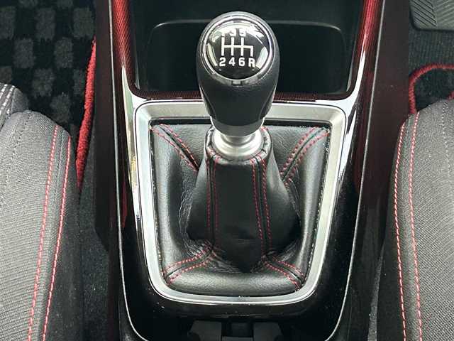 スズキ スイフト スポーツ セーフティPKG 岩手県 2019(平31)年 2.5万km チャンピオンイエロー ワンオーナー　/全方位モニター　/社外ＳＤナビ（型式CN-RZ846）/フルセグTV/ＥＴＣ  /バックカメラ /革巻きステアリング /ナビステアリングスイッチ /運転席シートヒーター /衝突安全装置 /レーンキープ/レーダークルーズコントロール/オートライト/スマートキー×2/ドアバイザー/フロアマット/リアプライバシーガラス/12V/120Wソケット/USBソケット/保証書　取説　ナビ取説