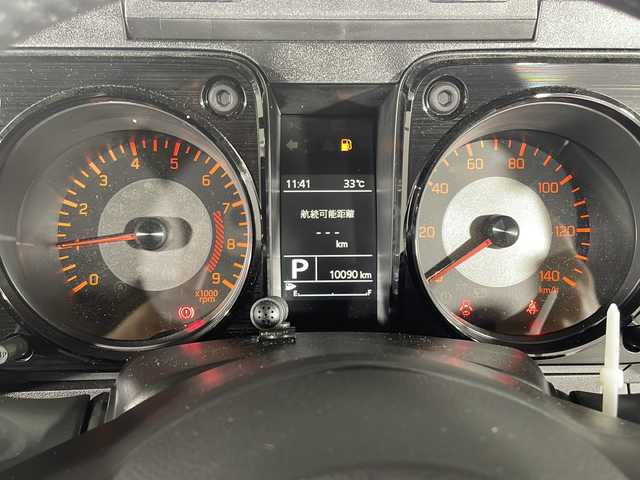 スズキ ジムニー XC 広島県 2022(令4)年 1万km ジャングルグリーン スズキセーフティサポート/レーンキープアシスト/純正ナビ/CD/DVD/フルセグTV/Bluetooth/バックカメラ/ETC/前席シートヒーター/前後ドライブレコーダー/クルーズコントロール/LEDライト/フォグライト/オートライト/ダウンヒルアシストコントrーる/ステアリングリモコン/社外ゴムマット/スマートキー/アイドリングストップ