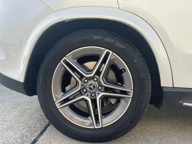 メルセデス・ベンツ ＧＬＥ４００ｄ 4MATIC スポーツ 東京都 2021(令3)年 3.2万km 白 純正ナビ/フルセグTV/360°カメラ/ブルメスターサウンド/ヘッドアップディスプレイ/レザーシート/シートベンチレーター/シートヒーター/ETC2.0/ワイヤレス充電/前後ドライブレコーダー/ACC/BSM/LKA/温冷機能付きドリンクホルダー/パヒュームアトマイザー