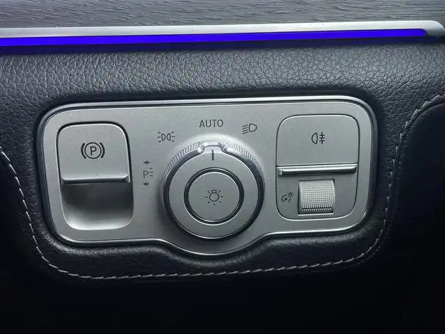 メルセデス・ベンツ ＧＬＥ４００ｄ 4MATIC スポーツ 東京都 2021(令3)年 3.2万km 白 純正ナビ/フルセグTV/360°カメラ/ブルメスターサウンド/ヘッドアップディスプレイ/レザーシート/シートベンチレーター/シートヒーター/ETC2.0/ワイヤレス充電/前後ドライブレコーダー/ACC/BSM/LKA/温冷機能付きドリンクホルダー/パヒュームアトマイザー