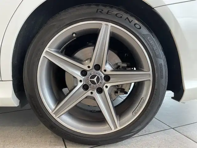 メルセデス・ベンツ Ｃ１８０ ステーションW ローレウスED 愛知県 2017(平29)年 4.4万km ポーラホワイト パノラミックスライディングルーフ/シートヒーター　/ＣＯＭＭＡＮＤナビ　/Ｂｌｕｅｔｏｏｔｈ　/フルセグＴＶ　/ＵＳＢ　/バックカメラ　/ＡＣＣ　/ＬＫＡ　/ＬＤＷ　/ＢＳＭ　/ドライブレコーダー　/ＥＴＣ２．０　/アンビエントライト/プッシュスタート/アイドリングストップ/ウィンカーミラー