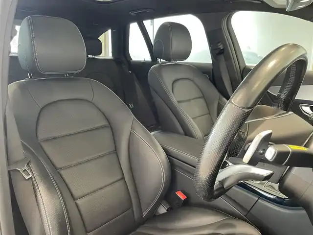メルセデス・ベンツ Ｃ１８０ ステーションW ローレウスED 愛知県 2017(平29)年 4.4万km ポーラホワイト パノラミックスライディングルーフ/シートヒーター　/ＣＯＭＭＡＮＤナビ　/Ｂｌｕｅｔｏｏｔｈ　/フルセグＴＶ　/ＵＳＢ　/バックカメラ　/ＡＣＣ　/ＬＫＡ　/ＬＤＷ　/ＢＳＭ　/ドライブレコーダー　/ＥＴＣ２．０　/アンビエントライト/プッシュスタート/アイドリングストップ/ウィンカーミラー