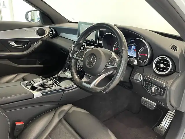 メルセデス・ベンツ Ｃ１８０ ステーションW ローレウスED 愛知県 2017(平29)年 4.4万km ポーラホワイト パノラミックスライディングルーフ/シートヒーター　/ＣＯＭＭＡＮＤナビ　/Ｂｌｕｅｔｏｏｔｈ　/フルセグＴＶ　/ＵＳＢ　/バックカメラ　/ＡＣＣ　/ＬＫＡ　/ＬＤＷ　/ＢＳＭ　/ドライブレコーダー　/ＥＴＣ２．０　/アンビエントライト/プッシュスタート/アイドリングストップ/ウィンカーミラー