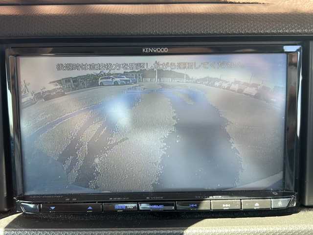 スズキ アルト Lリミテッド 茨城県 2019(令1)年 1.6万km ピュアホワイトP 社外ナビ　ワンセグ/BT/CD/DVD/バックカメラ/パーキングセンサー/セーフティサポート/デュアルセンサーブレーキサポート/後退時ブレーキサポート/前後誤発進抑制機能/車線逸脱警報機能/ふらつき警報機能/先行車発進お知らせ機能/オートライト/運転席シートヒーター/リモコンキー/禁煙車