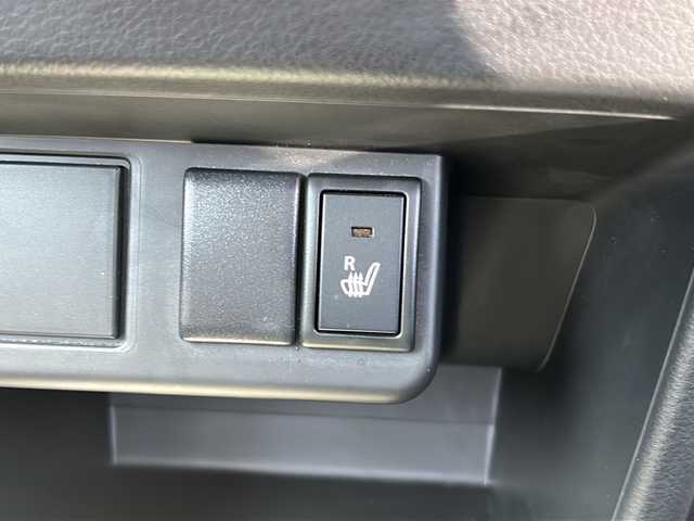 スズキ アルト Lリミテッド 茨城県 2019(令1)年 1.6万km ピュアホワイトP 社外ナビ　ワンセグ/BT/CD/DVD/バックカメラ/パーキングセンサー/セーフティサポート/デュアルセンサーブレーキサポート/後退時ブレーキサポート/前後誤発進抑制機能/車線逸脱警報機能/ふらつき警報機能/先行車発進お知らせ機能/オートライト/運転席シートヒーター/リモコンキー/禁煙車