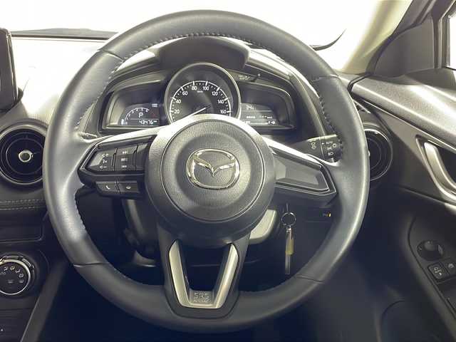 マツダ ＣＸ－３ 15S ツーリング 沖縄県 2020(令2)年 4.4万km スノーフレイクホワイトパールマイカ 禁煙車　/純正７インチナビ（ＢＴ，フルセグ，ラジオ，ＣＤ／ＤＶＤ，ＡＵＸ）　３６０°ビューモニター　/ワンオーナー　/コーナーセンサー　/ＢＳＭ(ブラインドスポットモニター)　/前後ドライブレコーダー　/スマートシティブレーキサポート　/純正フロアマット/LEDヘッドライト/純正16インチアルミホイール/スペアキー