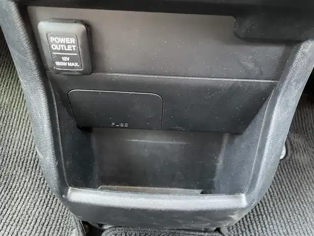 ホンダ ステップワゴン スパーダ Z 福岡県 2014(平26)年 9万km ホワイトオーキッドパール 社外7型ナビ（（ワンセグ/DISC/AM/FM/SD/iPod)/Bカメラ/両側パワースライドドア/クルーズコントロール/LEDヘッドライト/オートライト/社外16インチAW/アイドリングストップ/パドルシフト/横滑り防止装置/盗難防止装置/ドアバイザー/純正フロアマット/スマートキー/ETC/保証書/取扱説明書