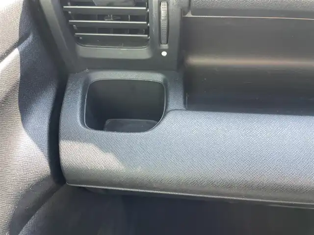 ホンダ ステップワゴン スパーダ Z 福岡県 2014(平26)年 9万km ホワイトオーキッドパール 社外7型ナビ（（ワンセグ/DISC/AM/FM/SD/iPod)/Bカメラ/両側パワースライドドア/クルーズコントロール/LEDヘッドライト/オートライト/社外16インチAW/アイドリングストップ/パドルシフト/横滑り防止装置/盗難防止装置/ドアバイザー/純正フロアマット/スマートキー/ETC/保証書/取扱説明書