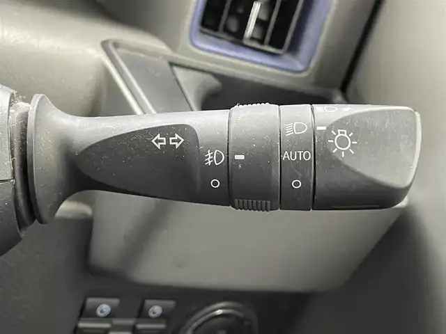 ダイハツ タント カスタム RS 滋賀県 2019(令1)年 7.1万km シャイニングホワイトパール 純正ナビ/(CD/DVD/USB/フルセグTV/Bluetooth)/後席モニター/クリアランスソナー/レーダークルーズコントロール/ETC/両側パワースライドドア/前後ドライブレコーダー/ハーフレザーシート/オートライト/オートハイビーム/LEDヘッドライト/スペアキー