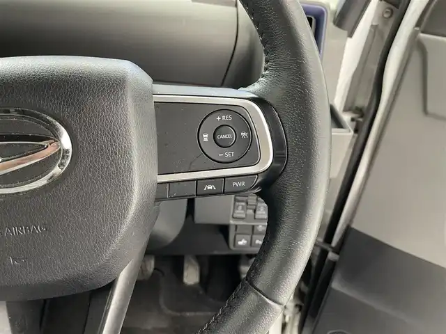 ダイハツ タント カスタム RS 滋賀県 2019(令1)年 7.1万km シャイニングホワイトパール 純正ナビ/(CD/DVD/USB/フルセグTV/Bluetooth)/後席モニター/クリアランスソナー/レーダークルーズコントロール/ETC/両側パワースライドドア/前後ドライブレコーダー/ハーフレザーシート/オートライト/オートハイビーム/LEDヘッドライト/スペアキー