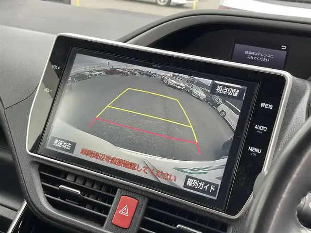 トヨタ ヴォクシー ハイブリッド ZS 煌 滋賀県 2018(平30)年 8.7万km ホワイトパールクリスタルシャイン 純正9インチナビ/CD/DVD/USB/HDMI/Bluetooth/フルセグテレビ/バックカメラ/TRDエアロ/セーフティセンス/・プリクラッシュセーフティ/・レーンディパーチャーアラート/・オートマチックハイビーム/・先行車発進告知機能/クルーズコントロール/両側パワースライドドア/LEDヘッドライト/オートライト/ビルトインETC/デジタルインナーミラー/D/N席シートヒーター /プッシュスタート /スマートキー/スペアキー/純正フロアマット