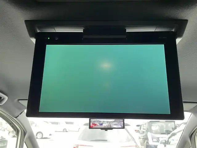 トヨタ ヴォクシー ハイブリッド ZS 煌 滋賀県 2018(平30)年 8.7万km ホワイトパールクリスタルシャイン 純正9インチナビ/CD/DVD/USB/HDMI/Bluetooth/フルセグテレビ/バックカメラ/TRDエアロ/セーフティセンス/・プリクラッシュセーフティ/・レーンディパーチャーアラート/・オートマチックハイビーム/・先行車発進告知機能/クルーズコントロール/両側パワースライドドア/LEDヘッドライト/オートライト/ビルトインETC/デジタルインナーミラー/D/N席シートヒーター /プッシュスタート /スマートキー/スペアキー/純正フロアマット