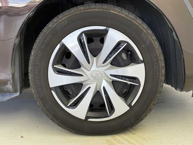 トヨタ シエンタ ハイブリッド G クエロ 茨城県 2019(平31)年 6.9万km ブラックマイカ/ヴィンテージブラウンパールクリスタルシャイン 純正ＳＤナビ　パノラミックビューモニター　後席モニター　フルセグＴＶ　両側電動スライドドア　ＥＴＣ　ドライブレコーダー　衝突軽減ブレーキ　スマートキー　クルコン　純正フロアマット　ＬＥＤライト　禁煙車