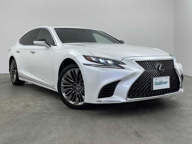 レクサス ＬＳ 500 Iパッケージ 兵庫県 2018(平30)年 7.5万km ソニッククォーツ ・純正ナビ/CD/DVD/Blu-ray/TV/SD/USB/・フロント、サイド、バックカメラ/・ビルトインETC2.0/・ドライブレコーダー/・Lexus　Safety　System　＋A/・プリクラッシュセーフティ/・フロントクロストラフィックアラート/・Lexus CoDrive/・レーダークルーズコントロール/・レーントレーシングアシスト/・レーンチェンジアシスト/・ドライバー異常時停車支援システム/・上下2段式アダプティブハイビームシステム/・ロードサインアシスト/・先行車発進告知機能/・ブラインドスポットモニター/・後方車両接近警報/・パーキングサポートアラート/・ヘッドアップディスプレイ/・デジタルインナーミラー/・パドルシフト/・ステアリングヒーター/・サンルーフ/・本革シート/・前席パワーシート/・前席シートヒーター/・前席ベンチレーション/・ＬＥＤヘッドライト/・オートライト/・純正20インチアルミホイール/・純正フロアマット