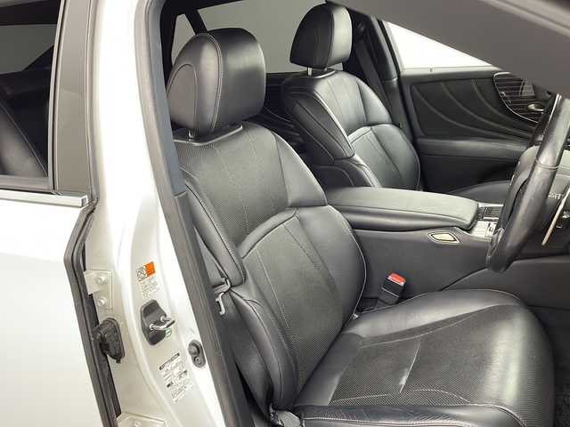 レクサス ＬＳ 500 Iパッケージ 兵庫県 2018(平30)年 7.5万km ソニッククォーツ ・純正ナビ/CD/DVD/Blu-ray/TV/SD/USB/・フロント、サイド、バックカメラ/・ビルトインETC2.0/・ドライブレコーダー/・Lexus　Safety　System　＋A/・プリクラッシュセーフティ/・フロントクロストラフィックアラート/・Lexus CoDrive/・レーダークルーズコントロール/・レーントレーシングアシスト/・レーンチェンジアシスト/・ドライバー異常時停車支援システム/・上下2段式アダプティブハイビームシステム/・ロードサインアシスト/・先行車発進告知機能/・ブラインドスポットモニター/・後方車両接近警報/・パーキングサポートアラート/・ヘッドアップディスプレイ/・デジタルインナーミラー/・パドルシフト/・ステアリングヒーター/・サンルーフ/・本革シート/・前席パワーシート/・前席シートヒーター/・前席ベンチレーション/・ＬＥＤヘッドライト/・オートライト/・純正20インチアルミホイール/・純正フロアマット