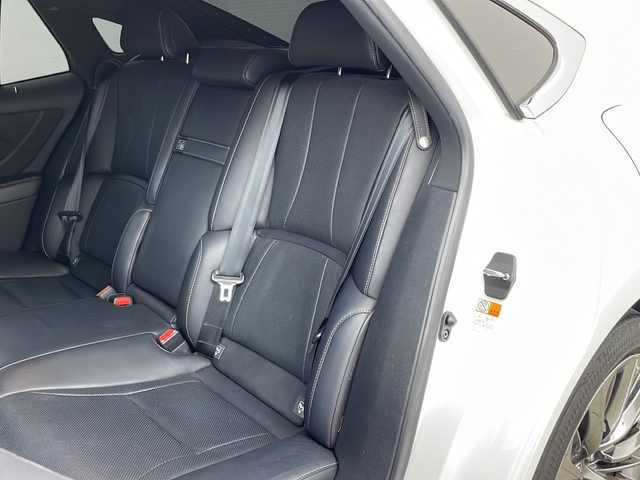 レクサス ＬＳ 500 Iパッケージ 兵庫県 2018(平30)年 7.5万km ソニッククォーツ ・純正ナビ/CD/DVD/Blu-ray/TV/SD/USB/・フロント、サイド、バックカメラ/・ビルトインETC2.0/・ドライブレコーダー/・Lexus　Safety　System　＋A/・プリクラッシュセーフティ/・フロントクロストラフィックアラート/・Lexus CoDrive/・レーダークルーズコントロール/・レーントレーシングアシスト/・レーンチェンジアシスト/・ドライバー異常時停車支援システム/・上下2段式アダプティブハイビームシステム/・ロードサインアシスト/・先行車発進告知機能/・ブラインドスポットモニター/・後方車両接近警報/・パーキングサポートアラート/・ヘッドアップディスプレイ/・デジタルインナーミラー/・パドルシフト/・ステアリングヒーター/・サンルーフ/・本革シート/・前席パワーシート/・前席シートヒーター/・前席ベンチレーション/・ＬＥＤヘッドライト/・オートライト/・純正20インチアルミホイール/・純正フロアマット