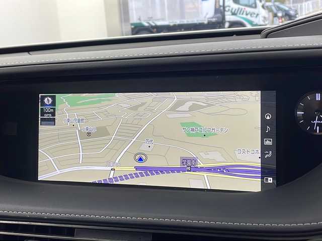 レクサス ＬＳ 500 Iパッケージ 兵庫県 2018(平30)年 7.5万km ソニッククォーツ ・純正ナビ/CD/DVD/Blu-ray/TV/SD/USB/・フロント、サイド、バックカメラ/・ビルトインETC2.0/・ドライブレコーダー/・Lexus　Safety　System　＋A/・プリクラッシュセーフティ/・フロントクロストラフィックアラート/・Lexus CoDrive/・レーダークルーズコントロール/・レーントレーシングアシスト/・レーンチェンジアシスト/・ドライバー異常時停車支援システム/・上下2段式アダプティブハイビームシステム/・ロードサインアシスト/・先行車発進告知機能/・ブラインドスポットモニター/・後方車両接近警報/・パーキングサポートアラート/・ヘッドアップディスプレイ/・デジタルインナーミラー/・パドルシフト/・ステアリングヒーター/・サンルーフ/・本革シート/・前席パワーシート/・前席シートヒーター/・前席ベンチレーション/・ＬＥＤヘッドライト/・オートライト/・純正20インチアルミホイール/・純正フロアマット