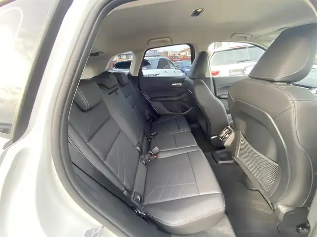 ＢＭＷ ＢＭＷ ２１８ｄ アクティブツアラー エクスクルーシブ 福岡県 2022(令4)年 2.7万km 白 ・1オーナー/・アクティブクルーズコントロール/・純正ナビ/BT/USB/carplay/・全方位カメラ/・黒革シート/シートヒーター/・ドライブレコーダー/・ETC/・純正17AW/・BLIS/・LEDライト