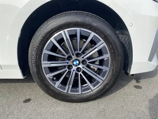 ＢＭＷ ＢＭＷ ２１８ｄ アクティブツアラー エクスクルーシブ 福岡県 2022(令4)年 2.7万km 白 ・1オーナー/・アクティブクルーズコントロール/・純正ナビ/BT/USB/carplay/・全方位カメラ/・黒革シート/シートヒーター/・ドライブレコーダー/・ETC/・純正17AW/・BLIS/・LEDライト