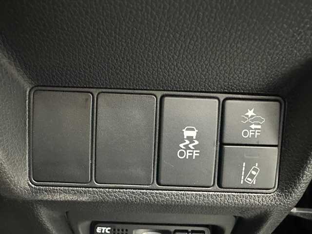 ホンダ ステップワゴン モデューロX ホンダセンシング 兵庫県 2018(平30)年 4.7万km プレミアムスパークルブラックパール ・純正ＳＤナビ　/（CD、DVD、フルセグ、BT、SD、USB）/・バックカメラ　/・ビルトインＥＴＣ　/・ホンダセンシング　/・衝突軽減ブレーキ/・先行車発進お知らせ/・路外逸脱抑制/・レーンキープアシスト　/・追従クルーズコントロール　/・標識認識機能　　/・両側パワースライドドア　/・わくわくゲート/・シートヒーターD/N席　/・ハーフレザーシート/・スマートキー/・アイドリングストップ