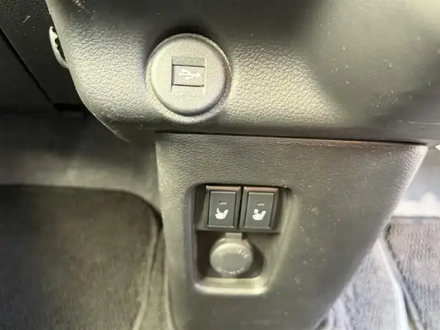 スズキ ハスラー Jスタイル ターボ 長崎県 2020(令2)年 4.8万km デニムブルー ガンメタリック 2トーン 衝突被害軽減ブレーキ/レーダークルーズコントロール/全方位カメラ/バックカメラ/ディーラーOP/SDナビ【CN-RZ865】/・Bluetooth接続/・フルセグTV/・DVD再生/ビルトインETC/コーナーセンサー/シートヒーター/レーンキープアシスト/ステアリングスイッチ/パドルシフト/アイドリングストップ/LEDオートヘッドライト/USB接続端子/ISOFIX/スマートキー/スペアキー