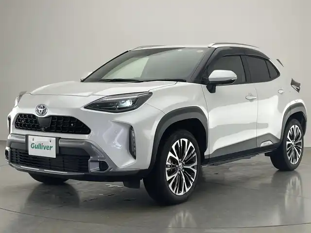 トヨタ ヤリスクロス ハイブリッド Z アドベンチャー 愛知県 2023(令5)年 1.2万km プラチナホワイトパールマイカ 純正８型ＤＡ　全方位カメラ　禁煙車　ＨＵＤ　ＢＳＭ　追従クルコン　フルセグ　セーフティセンス　パワーシート　シートヒーター　ステアリングヒーター　コーナーセンサー　ドラレコ　ＥＴＣ　ＬＥＤオートライト　USB　Bluetooth　パノラミックビューモニター　パワーバックドア　純正フロアマット　衝突軽減　車線逸脱　純正１８インチAW　nanoe-X プッシュスタート　スマートキー　ルームミラー録画機能付き