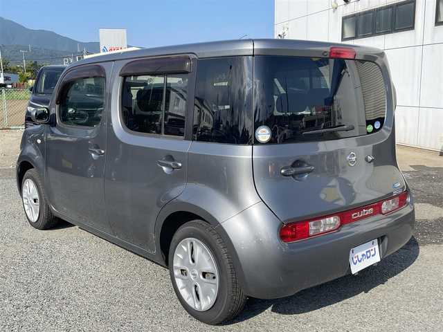 日産 キューブ 15X Vセレクション 神奈川県 2016(平28)年 8.3万km ダークメタルグレー 【(株)IDOMが運営する【じしゃロン相模原店】の自社ローン対象車両になります。こちらは現金ご利用時の価格です。自社ローンご希望の方は別途その旨お申付け下さい。】/スマートキー２個/純正ナビ・フルセグTV/CD・DVD・BTオーディオ/バックカメラ/ETC/HIDオートライト/保証書・取説書