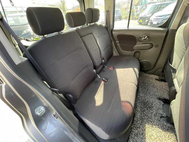 日産 キューブ 15X Vセレクション 神奈川県 2016(平28)年 8.3万km ダークメタルグレー 【(株)IDOMが運営する【じしゃロン相模原店】の自社ローン対象車両になります。こちらは現金ご利用時の価格です。自社ローンご希望の方は別途その旨お申付け下さい。】/スマートキー２個/純正ナビ・フルセグTV/CD・DVD・BTオーディオ/バックカメラ/ETC/HIDオートライト/保証書・取説書