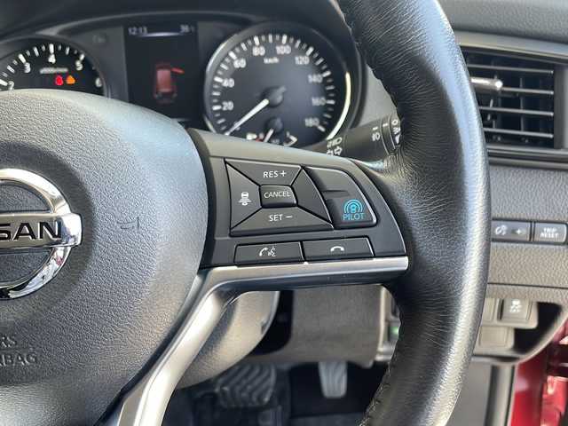 日産 エクストレイル 20Xi 愛知県 2019(平31)年 2.8万km ガーネットレッド プロパイロット/衝突軽減システム/純正9型ナビ/全方位カメラ/クルーズコントロール/フルセグ/CD DVD/Bluetooth/バックカメラ/電動リアゲート/コーナーセンサー/純正アルミホイール/ルーフレール/LEDヘッドライト/４WD/オートライト/ETC/ステアリングスイッチ/スマートキー/プッシュスタート