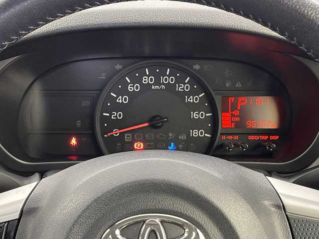 トヨタ パッソ X Gパッケージ 新潟県 2016(平28)年 9.7万km マゼンタベリーマイカM 純正SDナビ（Bluetooth・CD・AM・FM）/衝突被害軽減システム　/バックカメラ　/地デジ　/純正ビルトインETC2.0　/D席シートヒーター　/レーンキープアシスト　/後方コーナーセンサー　/オートライト　/アイドリングストップ　/フロントワイパーデアイサー/スマートキー/純正フロアマット/純正１４インチアルミホイール/保証書/取扱説明書