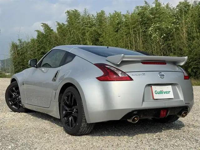 日産 フェアレディ Ｚ 兵庫県 2020(令2)年 4.5万km ブリリアントシルバー ニスモリアウィング/純正ナビ/フルセグTV/Bluetooth接続可/バックモニター/ビルトインETC/プッシュスタート/スマートキー/ステリモ/前後コーナーセンサー/純正18インチAW/キセノンヘッドライト