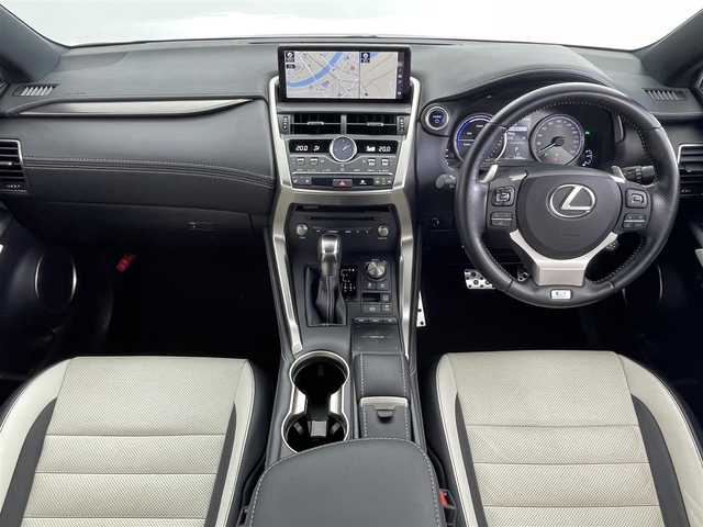 レクサス ＮＸ 300h Fスポーツ 大分県 2020(令2)年 3.5万km グラファイトブラックガラスフレーク 純正ナビ/(CD/DVD/BT/SD/フルセグTV)/バックカメラ/ドライブレコーダー前後/ビルトインＥＴＣ/ＬＥＸＵＳ　Ｓａｆｔｅｙ　Ｓｙｓｔｅｍ/レーダークルーズ/サンルーフ/ＢＳＭ/パワーバックドア/シートヒーター/エアシート/ステアリングヒーター/USB端子/パドルシフト/ステアリングヒーター/コーナーセンサー/オートハイビーム/ステアリングリモコン/置くだけ充電
