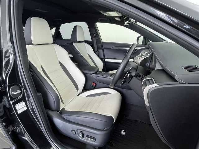 レクサス ＮＸ 300h Fスポーツ 大分県 2020(令2)年 3.5万km グラファイトブラックガラスフレーク 純正ナビ/(CD/DVD/BT/SD/フルセグTV)/バックカメラ/ドライブレコーダー前後/ビルトインＥＴＣ/ＬＥＸＵＳ　Ｓａｆｔｅｙ　Ｓｙｓｔｅｍ/レーダークルーズ/サンルーフ/ＢＳＭ/パワーバックドア/シートヒーター/エアシート/ステアリングヒーター/USB端子/パドルシフト/ステアリングヒーター/コーナーセンサー/オートハイビーム/ステアリングリモコン/置くだけ充電