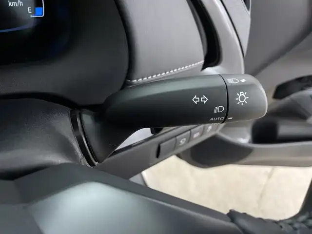 トヨタ アクア G 鹿児島県 2022(令4)年 2.4万km クリアベージュメタリック ワンオーナー/純正メモリナビ/ (Bluetooth/USB)/Miracast/パノラミックビューモニター/前後ドライブレコーダー/ビルトインETC/TOYOTA Safety Sense/・レーダークルーズ コントロール/・プリクラッシュセーフティ/・レーントレーシングアシスト/・レーンディパーチャーアラート/・ロードサインアシスト/・先行車発進告知機能/・オートマチックハイビーム/ブラインドスポットモニター/アダクティブパーク/横滑り防止装置/スマートキー/100V電源/純正LEDヘッドライト/純正フロアマット/スペアキー1本/保証書/取扱説明書