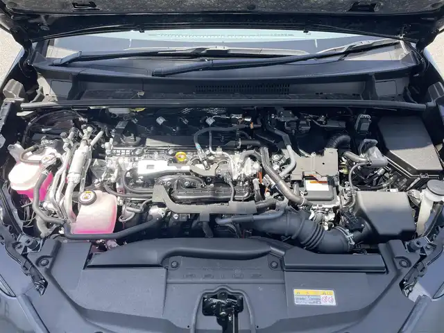 トヨタ プリウス Z 滋賀県 2024(令6)年 1.3万km アティチュードブラックマイカ モデリスタエアロ/12.3型ディスプレイ/・Bluetooth/フルセグ/・HDMI/USB/パノラミックビューモニター/革巻きステアリング/ステアリングリモコン/ETC2.0/前方ドライブレコーダー/レーダークルコン/シートヒーター/シートベンチレーション/パワーシート/置くだけスマホ充電/パワーバックドア/AC100V/オートEV/HV/オートブレーキホールド/トヨタセーフティセンス/・レーンディパーチャーアラート/・ブラインドスポットモニター/・プリクラッシュセーフティー/・プロアクティブトライビングアシスト/・クリアランスソナー/・リヤクロストラフィックアラート/・後方車両接近告知/・リヤカメラディテクション/・安心降車アシスト/・ロードサインアシスト/LEDオートライト/オートハイビーム/スマートキー/プッシュスタート/充電ケーブル