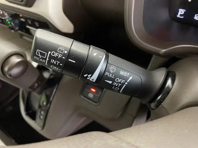 ホンダ Ｎ ＷＧＮ L ホンダセンシング 鹿児島県 2020(令2)年 0.9万km ガーデングリーンM ディスプレイオーディオ（Bluetooth・CD・USB）/バックカメラ/ホンダセンシング/ETC2.0/追従クルーズコントロール/レーンキープアシスト/後方コーナーセンサー/D席シートヒーター/LEDオートライト/オートマチックハイビーム/オートパーキングブレーキ/ブレーキホールド/アイドリングストップ/ステアリングスイッチ/スマートキー/スペアキー/純正フロアマット/純正１４インチアルミホイール