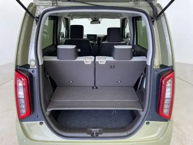 ホンダ Ｎ ＷＧＮ L ホンダセンシング 鹿児島県 2020(令2)年 0.9万km ガーデングリーンM ディスプレイオーディオ（Bluetooth・CD・USB）/バックカメラ/ホンダセンシング/ETC2.0/追従クルーズコントロール/レーンキープアシスト/後方コーナーセンサー/D席シートヒーター/LEDオートライト/オートマチックハイビーム/オートパーキングブレーキ/ブレーキホールド/アイドリングストップ/ステアリングスイッチ/スマートキー/スペアキー/純正フロアマット/純正１４インチアルミホイール
