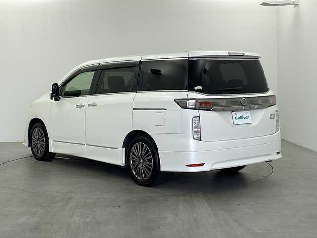 日産 エルグランド 250HWS S アーバンクロム 栃木県 2018(平30)年 3.1万km ブリリアントホワイトパール 純正フリップダウンモニター/純正メモリーナビ(MM517D-L)/Bluetooth/フルセグTV/CD/DVD/SD/iPod/AM/FM/オットマン(N/2列目席)/バックカメラ/クルーズコントロール/ビルトインETC/LEDヘッドライト/ハーフレザーシート/ドアバイザー/純正18インチアルミホイール/純正フロアマット/スマートキー×2本/保証書、取扱説明書両側パワースライドドア/ビルトインETC