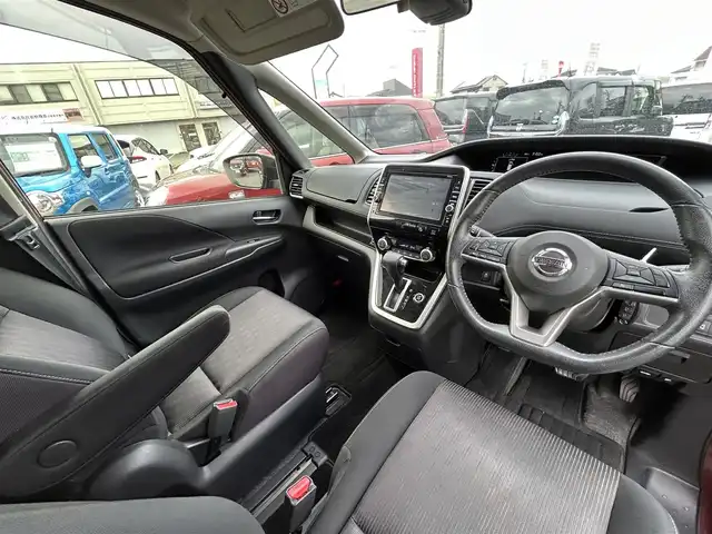 日産 セレナ ハイウェイスター 群馬県 2017(平29)年 8.8万km マルーンレッド 2トーン 純正9型ナビ(MM516D-L)/CD・DVD・BD・SD/USB・BT・フルセグTV/両側パワースライドドア/純正フリップダウンモニター/アラウンドビューモニター/ドライブレコーダー/ビルトインETC/横滑り防止装置/エマージェンシーブレーキ/アイドリングストップ/純正アルミホイール/純正フロアマット