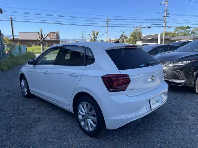 フォルクスワーゲン ポロ TSIハイライン 福岡県 2019(令1)年 3.1万km 白 純正ナビ　ＤＶＤ　ＢＴ　レーダークルーズコントロール　ＢＳＭ　ＥＴＣ２．０　純正１６インチＡＷ　ＬＥＤヘッドライト　パーキングアシスト　ドラレコ　バックカメラ　オートライト　コーナーセンサー