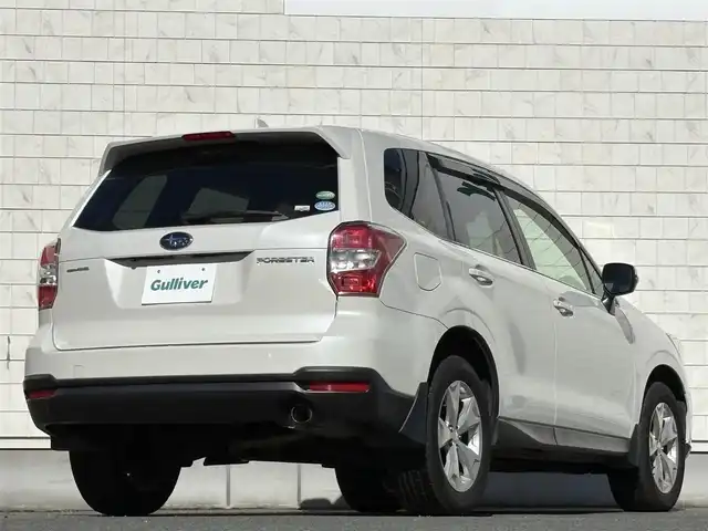 スバル フォレスター 2．0i－L アイサイト 岩手県 2015(平27)年 5.8万km クリスタルホワイトP 禁煙車/4WD/アイサイトver.3/前席シートヒーター/前席パワーシート/追従型クルーズコントロール/社外ナビ/→フルセグTV/Bluetooth/CD/DVD/FM/AM/バックカメラ/ステアリングスイッチ/横滑り防止装置/レーンキープアシスト/衝突軽減システム/X-MODE/オートライト/フォグライト/〇プッシュスタート/〇パドルシフト/〇電動格納ミラー/〇ウィンカーミラー/〇ドアバイザー/〇フロアマット/〇シガーソケット/〇USBポート/〇スマートキー/スマートキー/ETC/前後ドライブレコーダー