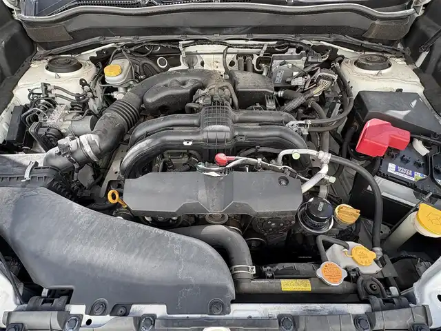 スバル フォレスター 2．0i－L アイサイト 岩手県 2015(平27)年 5.8万km クリスタルホワイトP 禁煙車/4WD/アイサイトver.3/前席シートヒーター/前席パワーシート/追従型クルーズコントロール/社外ナビ/→フルセグTV/Bluetooth/CD/DVD/FM/AM/バックカメラ/ステアリングスイッチ/横滑り防止装置/レーンキープアシスト/衝突軽減システム/X-MODE/オートライト/フォグライト/〇プッシュスタート/〇パドルシフト/〇電動格納ミラー/〇ウィンカーミラー/〇ドアバイザー/〇フロアマット/〇シガーソケット/〇USBポート/〇スマートキー/スマートキー/ETC/前後ドライブレコーダー
