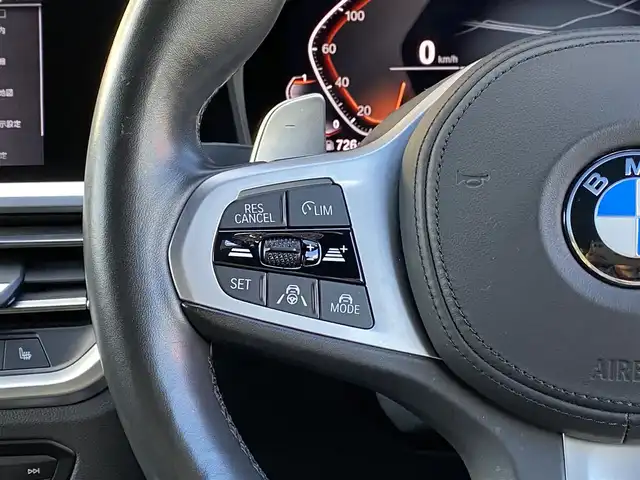 ＢＭＷ ３２０ｉ Mスポーツ 福岡県 2019(令1)年 4.2万km アルピンホワイトⅢ インテリジェントセーフティ/アダプティブクルーズコントロール/ブラインドスポットモニター/レーンキープアシスト/ハイラインパッケージ/黒革シート/前席シートヒーター/純正ナビ/Ａｐｐｌｅｃａｒｐｌａｙ　/全方位カメラ/Bluetooth/パワーバックドア　/LEDヘッドライト/オートハイビーム/純正18インチアルミホイール/ミラー一体型ETC