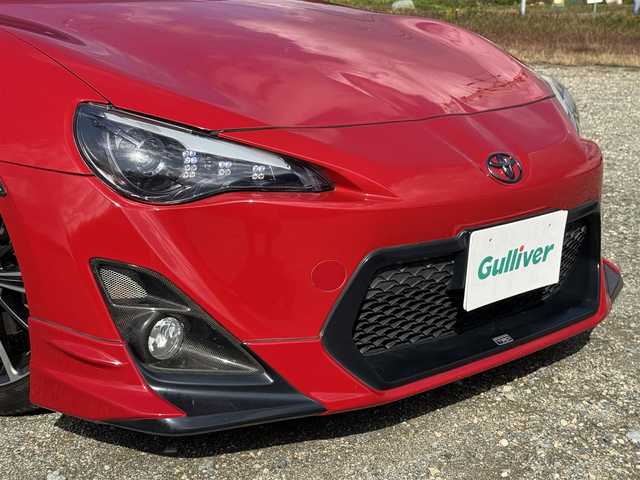 トヨタ ８６ GT 兵庫県 2014(平26)年 5.8万km ライトニングレッド HKSスーパーエキゾーストシステム/(エキゾーストマニホールド＆ハイパワースペックLマフラー)/VALENTIヘッドライト/TRDエアロ(F/S/RU)/D2ジャパンサスペンション/社外ナビ/フルセグTV/バックカメラ/純正18インチAW