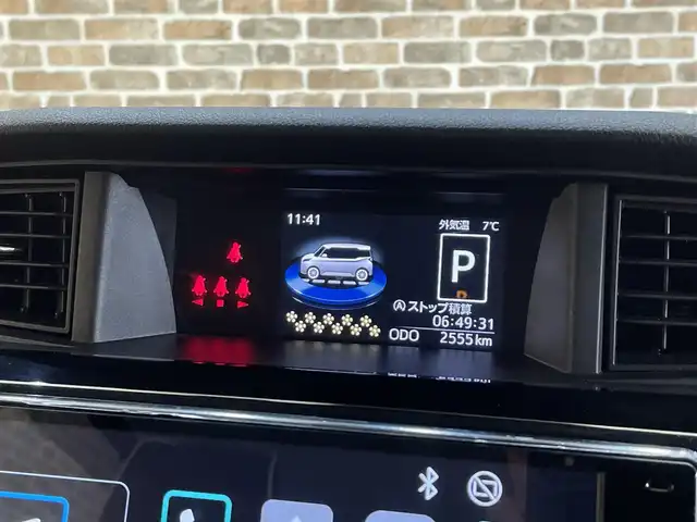 トヨタ ルーミー カスタムG 岩手県 2025(令7)年 0.3万km ファイアークォーツレッドM ワンオーナー/４WD/パノラミックビューモニター/両側パワースライドドア/スマートアシスト/衝突回避支援ブレーキ/レーンアシスト/アダプティブクルーズコントロール/ブレーキ制御付き誤発進抑制機能/先行車発信お知らせ機能/標識認識機能/アダプティブドライビングビーム/コーナーセンサー/横滑り防止装置/アイドリングストップ/ロールサンシェード/純正ディスプレイオーディオ/フルセグTV/AppleCarPlay・AndroidAuto/ETC2.0/ドライブレコーダー/LEDヘッドランプ/純正14インチアルミホイール