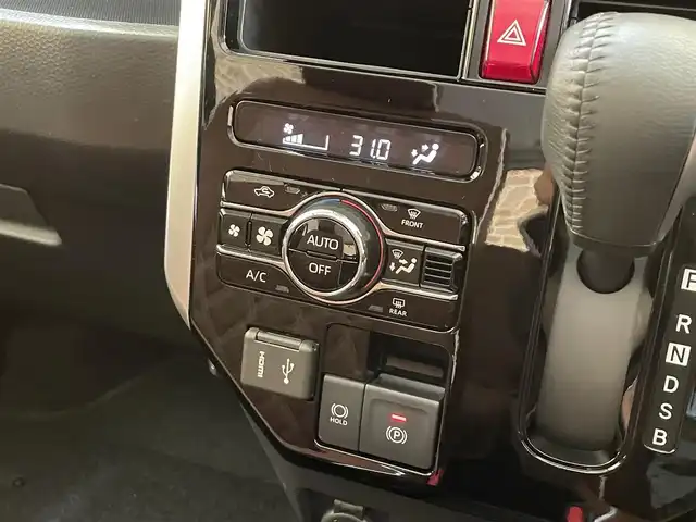 トヨタ ルーミー カスタムG 岩手県 2025(令7)年 0.3万km ファイアークォーツレッドM ワンオーナー/４WD/パノラミックビューモニター/両側パワースライドドア/スマートアシスト/衝突回避支援ブレーキ/レーンアシスト/アダプティブクルーズコントロール/ブレーキ制御付き誤発進抑制機能/先行車発信お知らせ機能/標識認識機能/アダプティブドライビングビーム/コーナーセンサー/横滑り防止装置/アイドリングストップ/ロールサンシェード/純正ディスプレイオーディオ/フルセグTV/AppleCarPlay・AndroidAuto/ETC2.0/ドライブレコーダー/LEDヘッドランプ/純正14インチアルミホイール